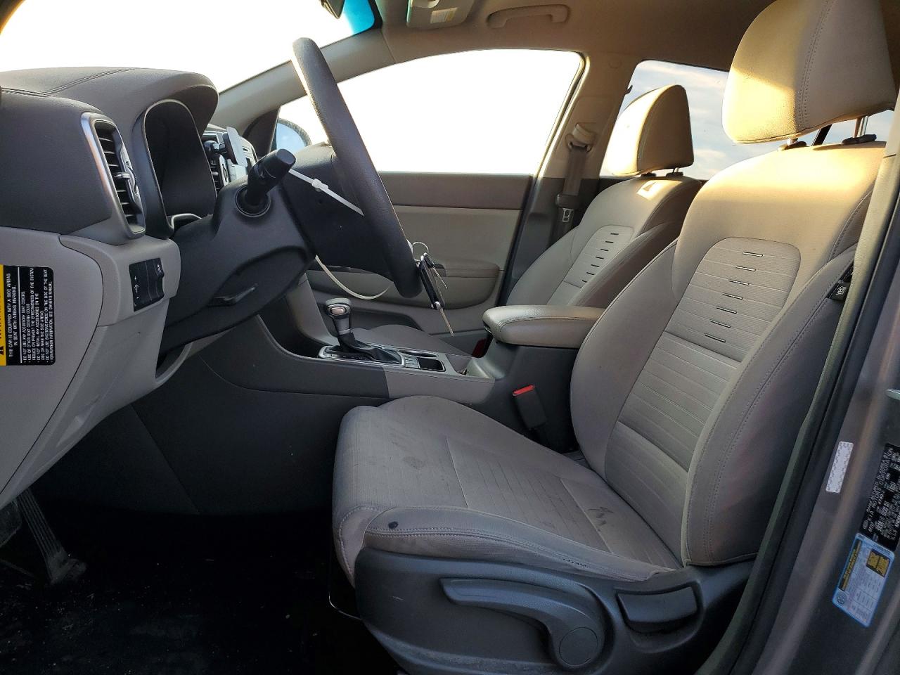 2018 Kia Sportage VIN KNDPMCAC0J7352131 photo 7
