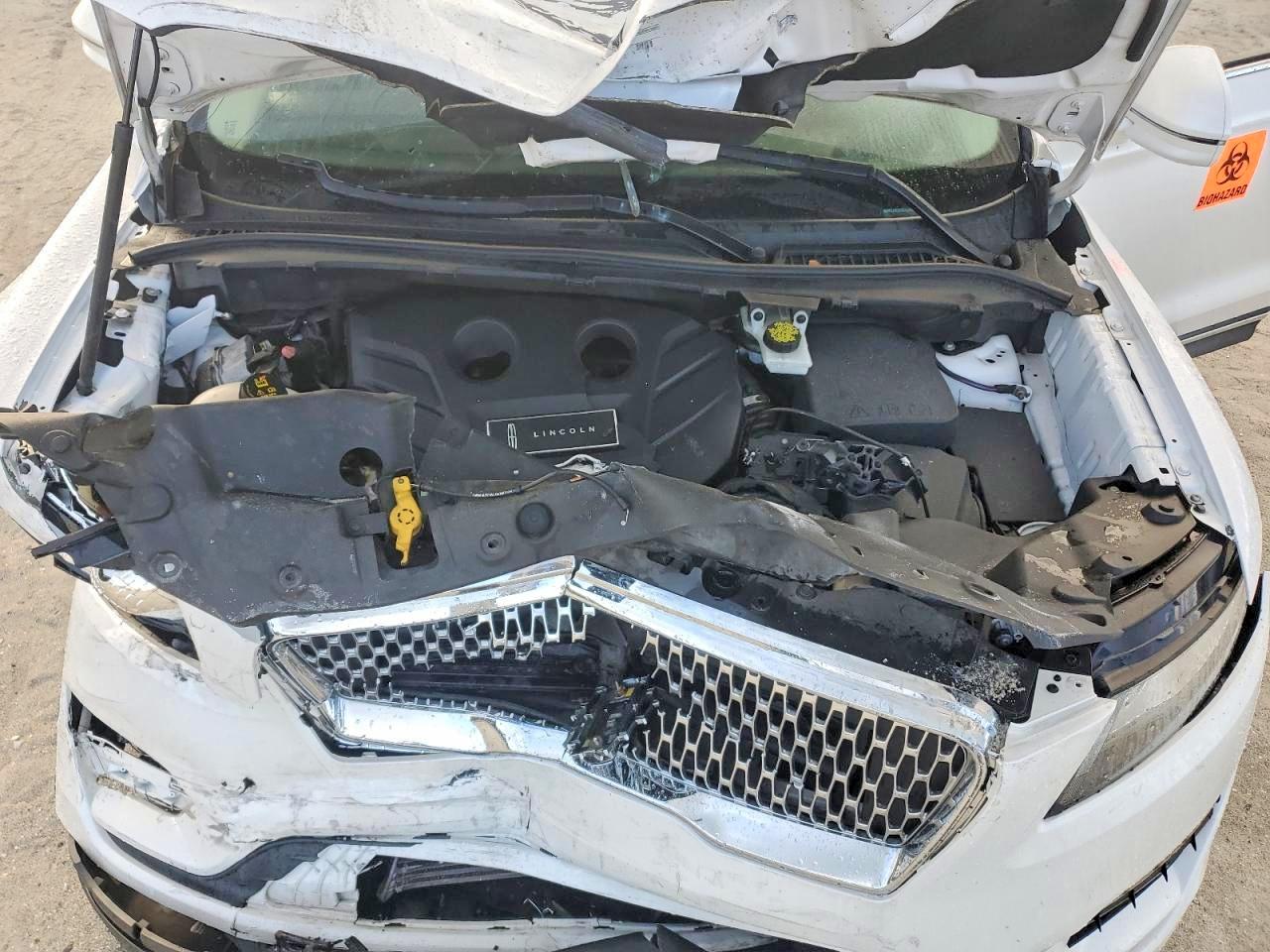 2019 Lincoln Mkc VIN 5LMCJ3C9XKUL02034 photo 12