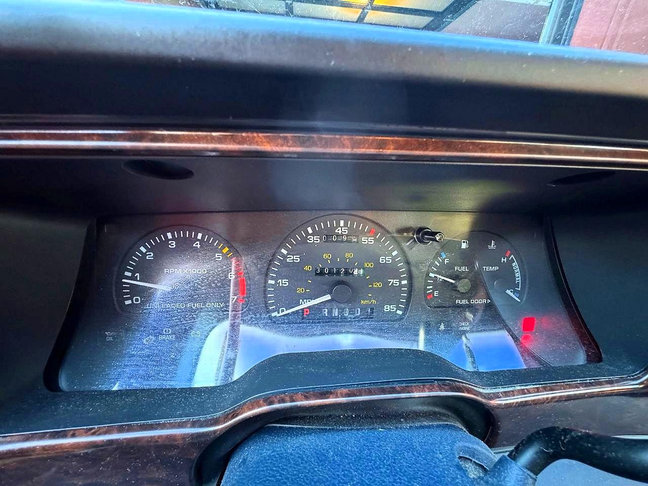 1991 Mercury Sable VIN 1MECM5844MG622652 photo 8