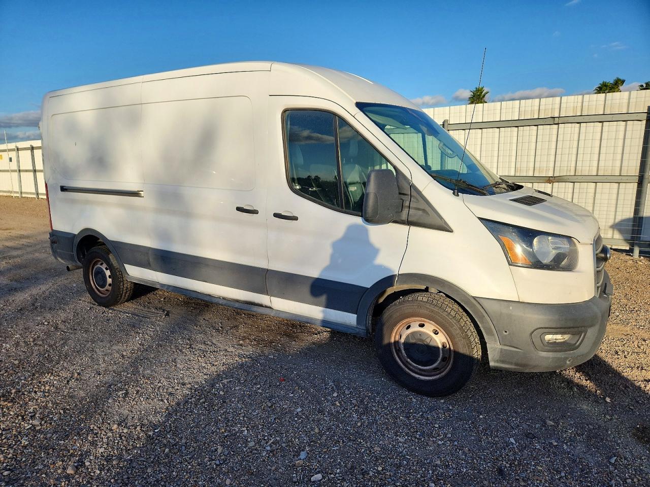 2020 Ford All models VIN 1FTBR1C8XLKB54195 photo 4
