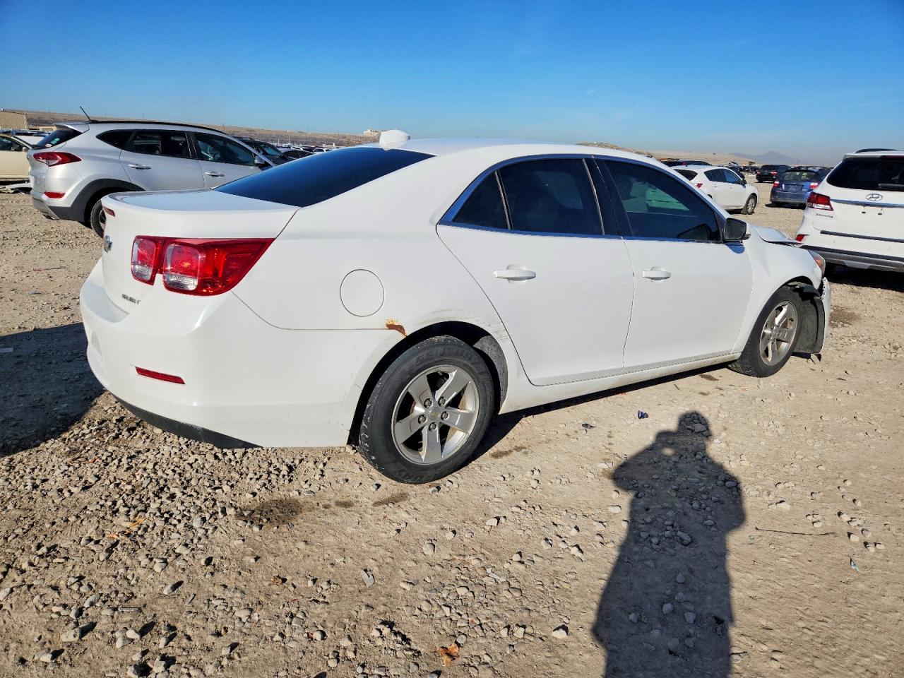 2014 Chevrolet Malibu VIN 1G11C5SL2EF187612 photo 3