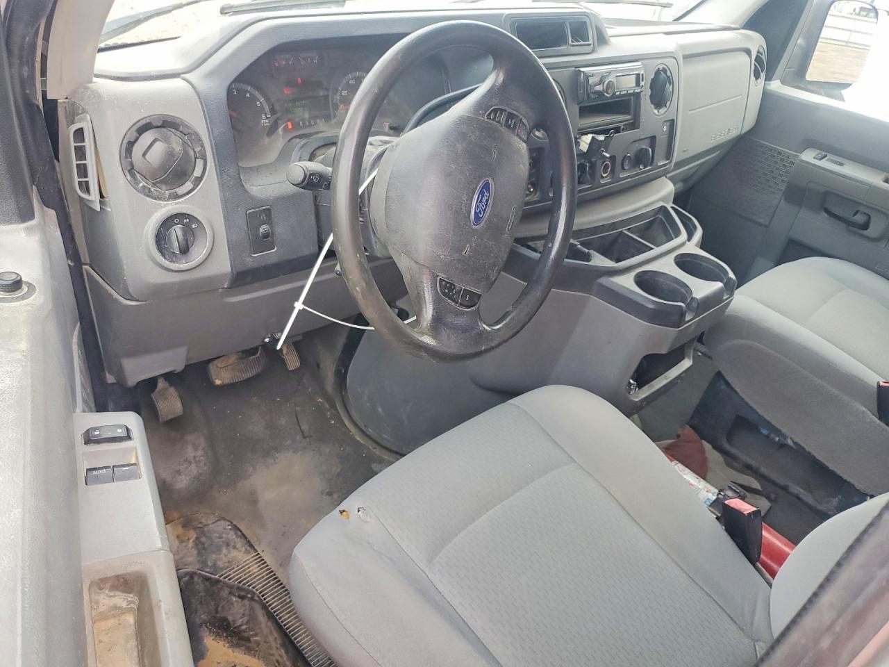 2009 Ford All models VIN 1FBNE31L59DA53160 photo 8