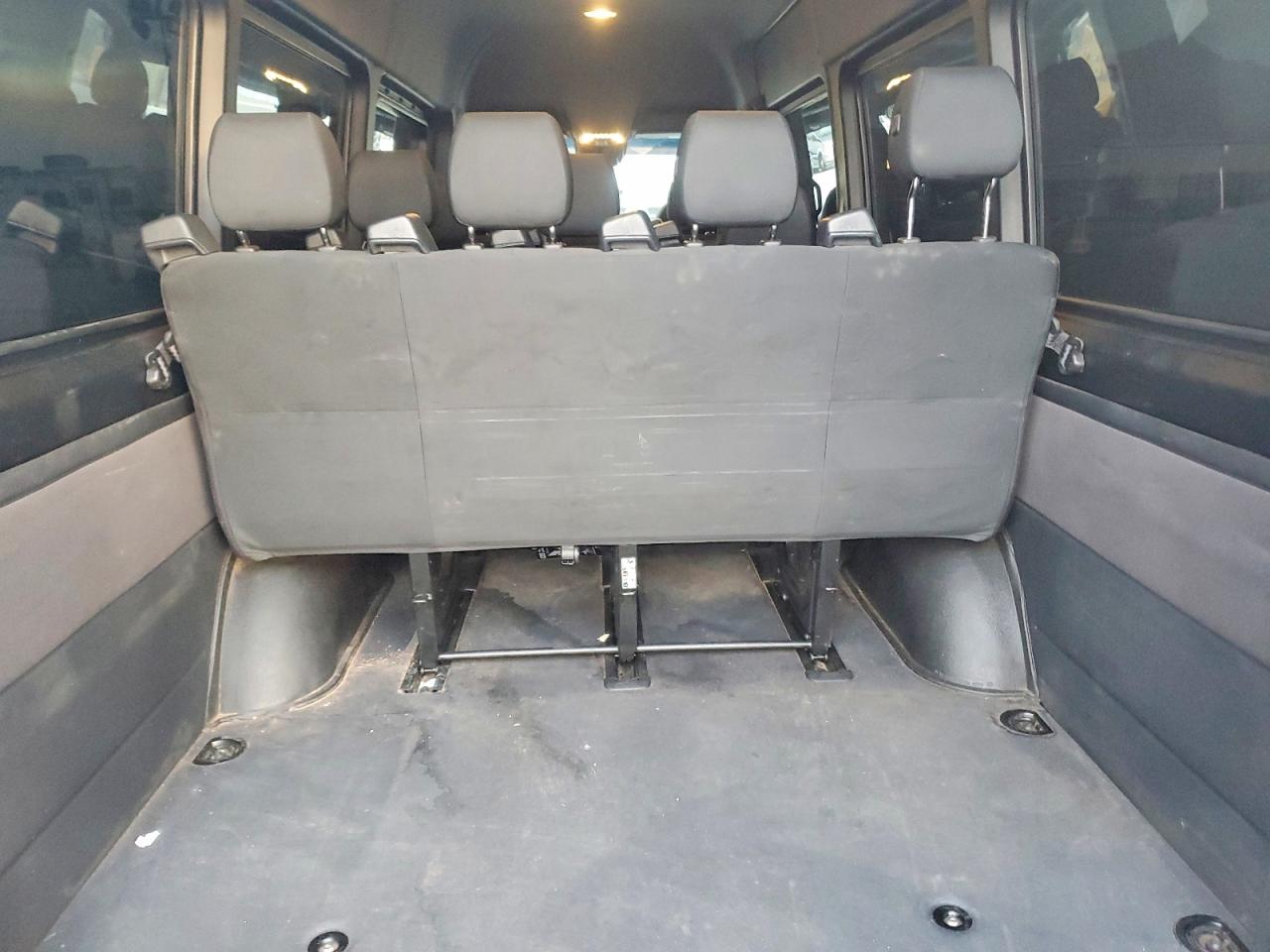 2019 MERCEDES-BENZ Sprinter VIN WDZPF1CD7KT000712 photo 9