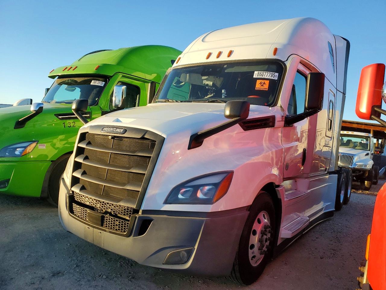 2024 FREIGHTLINER All other VIN 3AKJHHDR3RSUL9058 photo 2