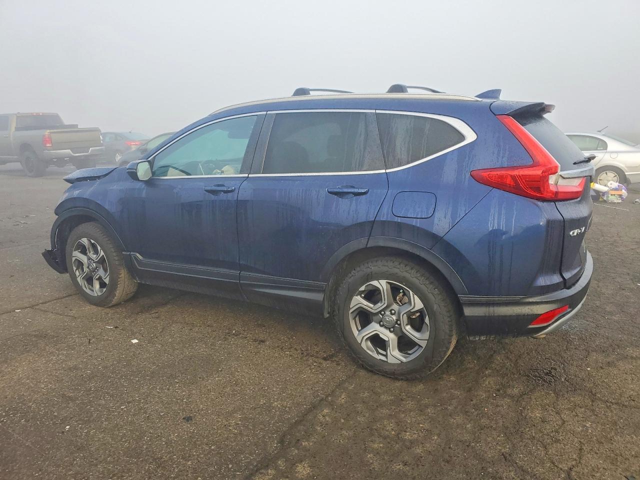 2017 Honda Crv VIN 2HKRW2H52HH646463 photo 2