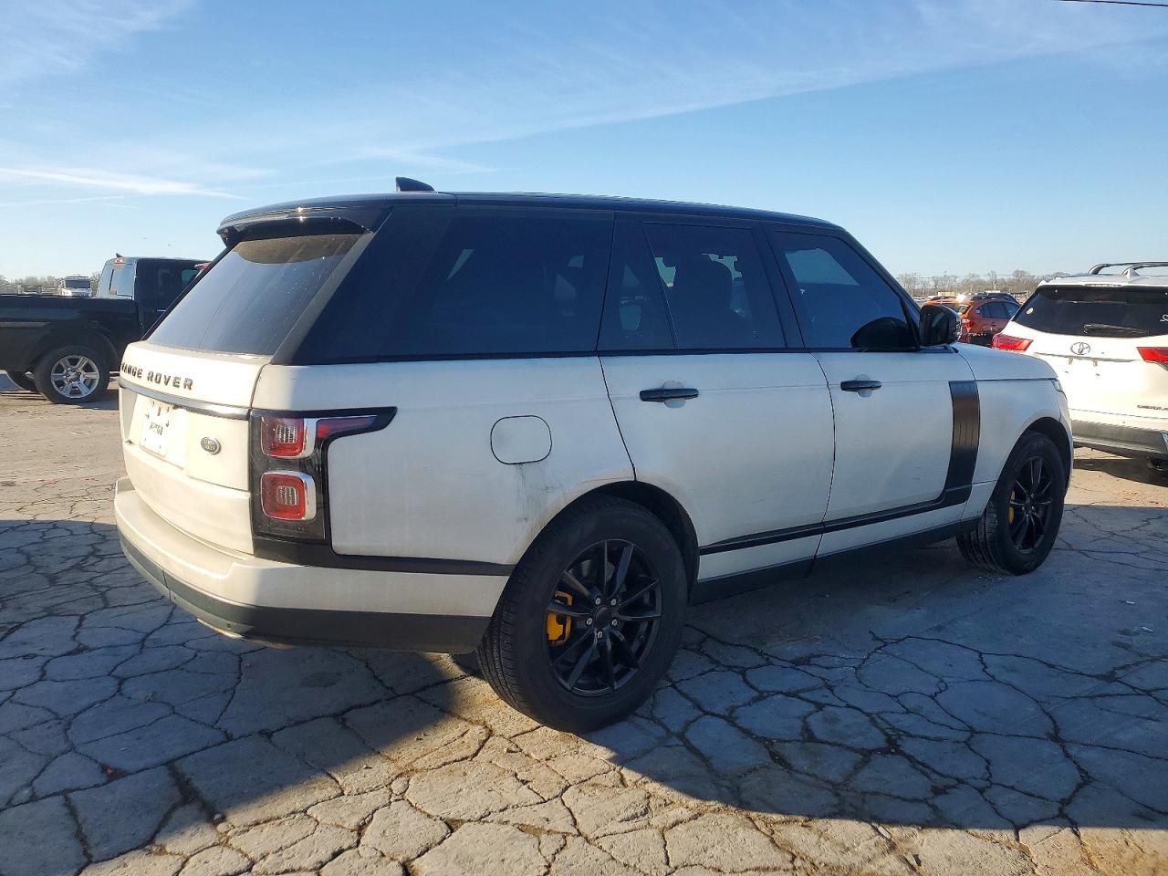 2018 Land Rangerover VIN SALGR2RV8JA505187 photo 3