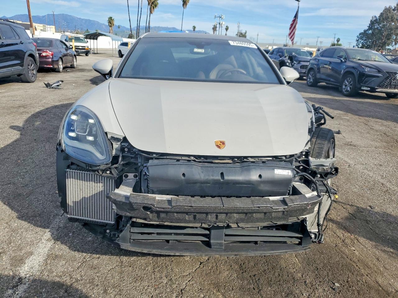 2022 Porsche Panamera VIN WP0AB2A70NL130369 photo 5
