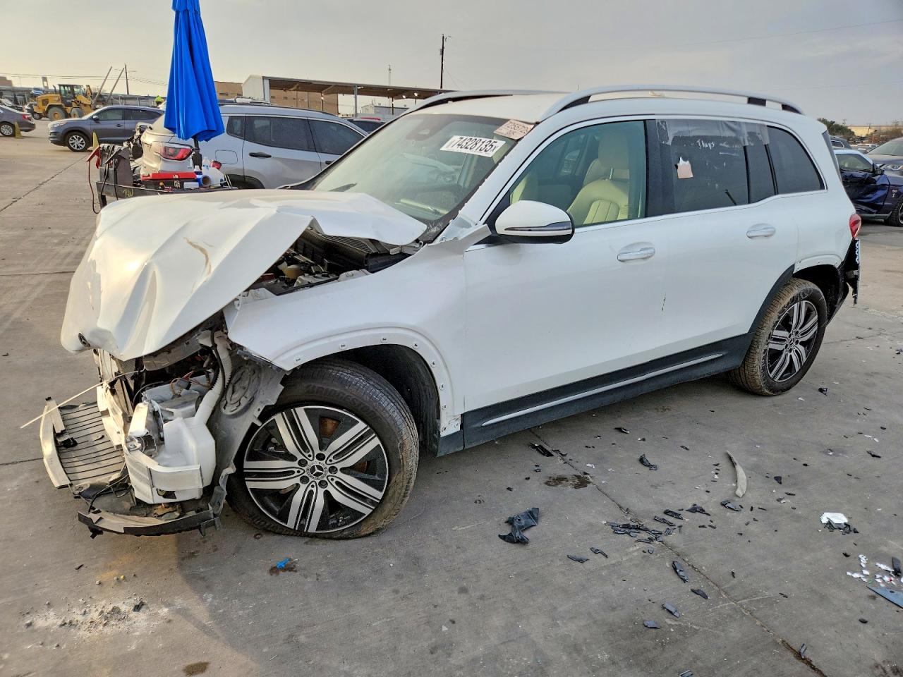2024 MERCEDES-BENZ Eqb 300 4m VIN W1N9M0KB7RN080044 photo 1