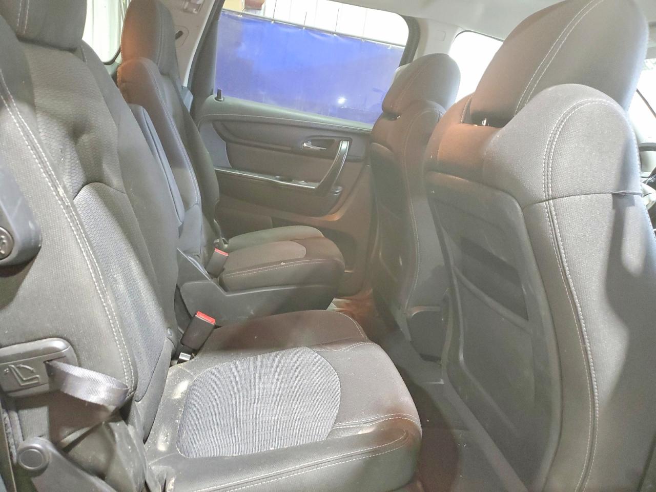 2017 Chev Traverse VIN 1GNKVHKD9HJ213146 photo 11