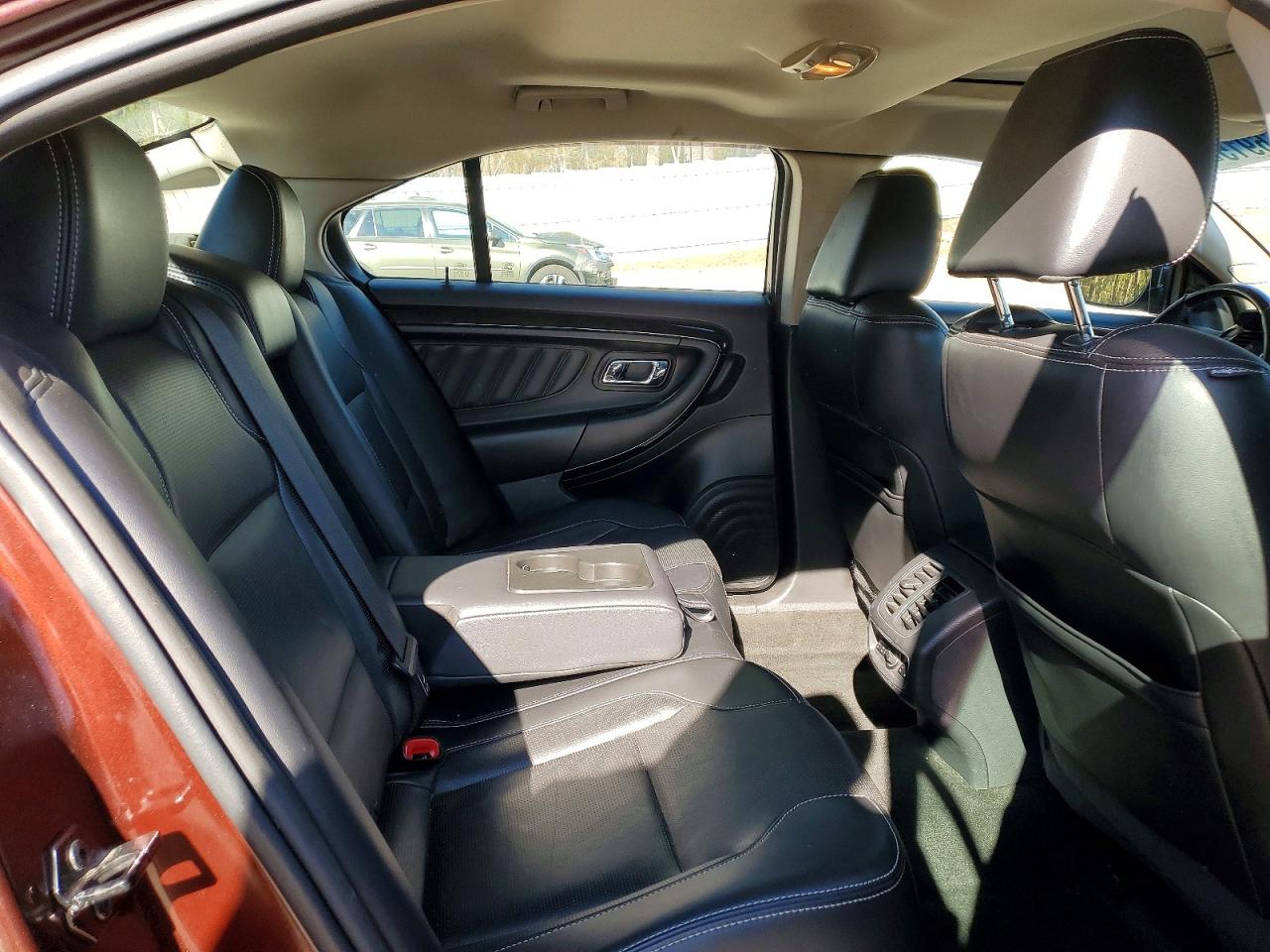 2012 Ford Taurus VIN 1FAHP2FW1CG110756 photo 10
