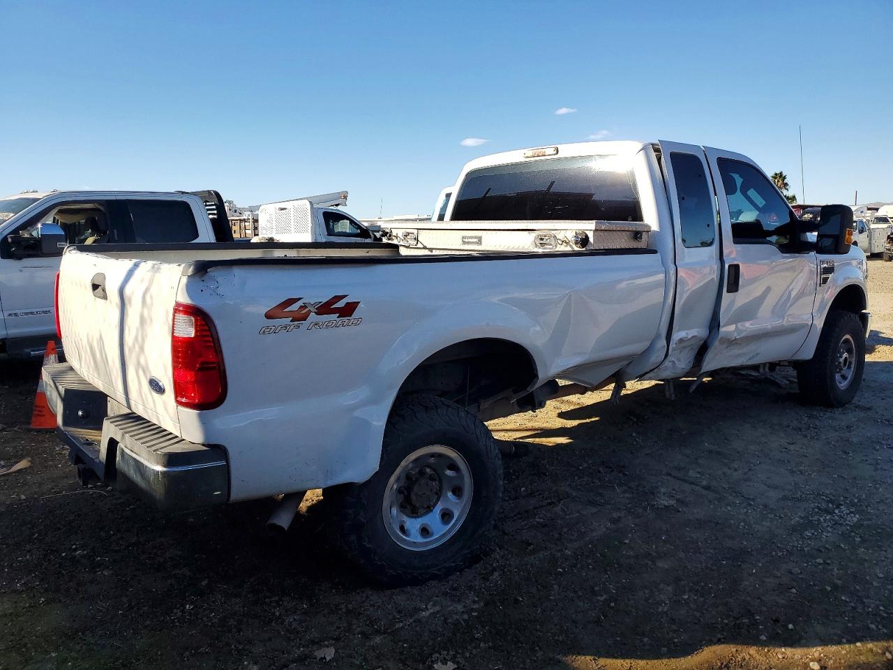 2008 Ford F350 VIN 1FTWX31Y58ED19159 photo 3