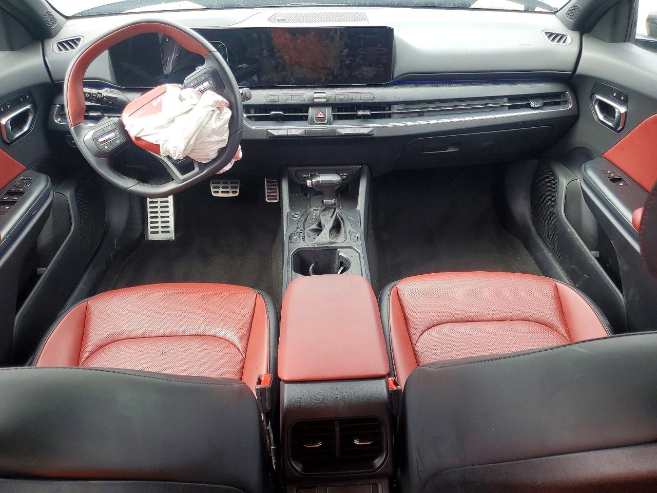 2025 KIA All other VIN 3KPFW4DC2SE184484 photo 8