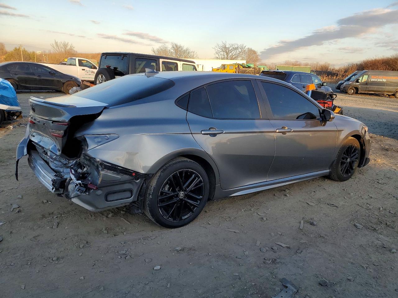 2025 Toyota Camry VIN 4T1DAACK9SU550810 photo 3