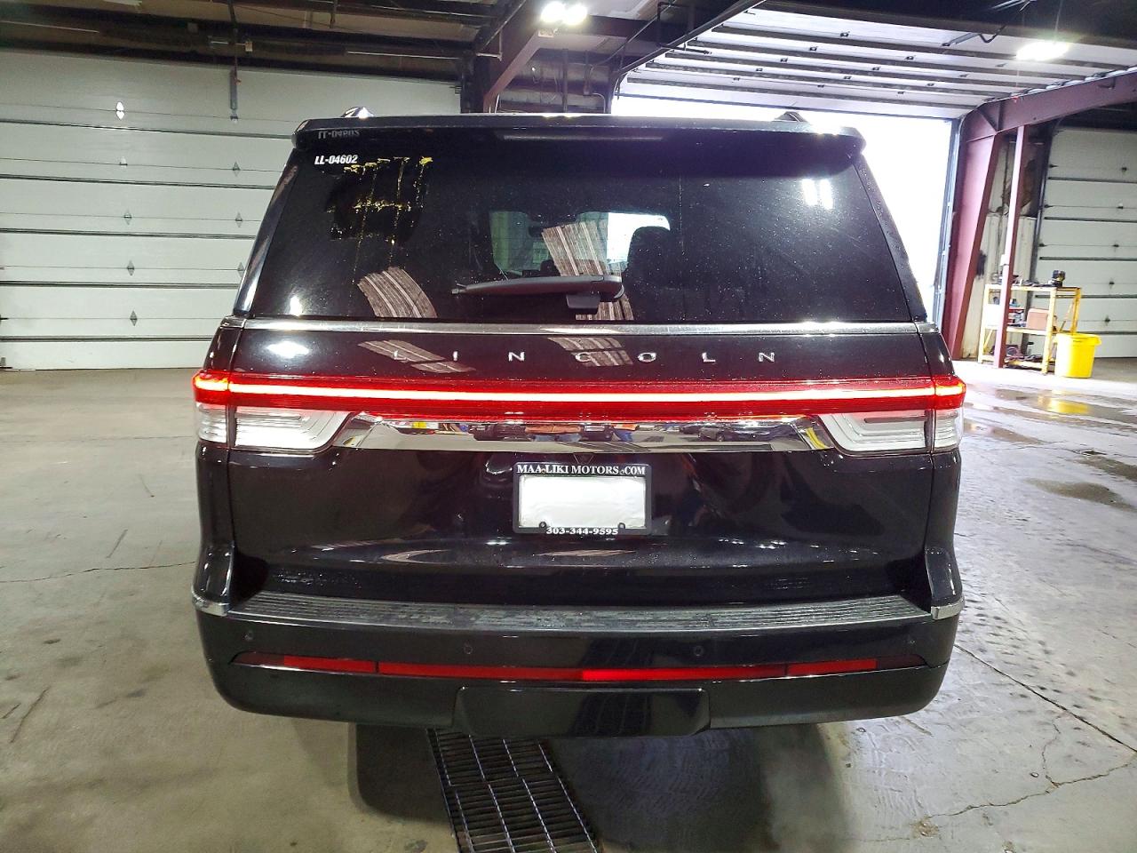 2023 Lincoln Navigator VIN 5LMJJ2LGXPEL13911 photo 4
