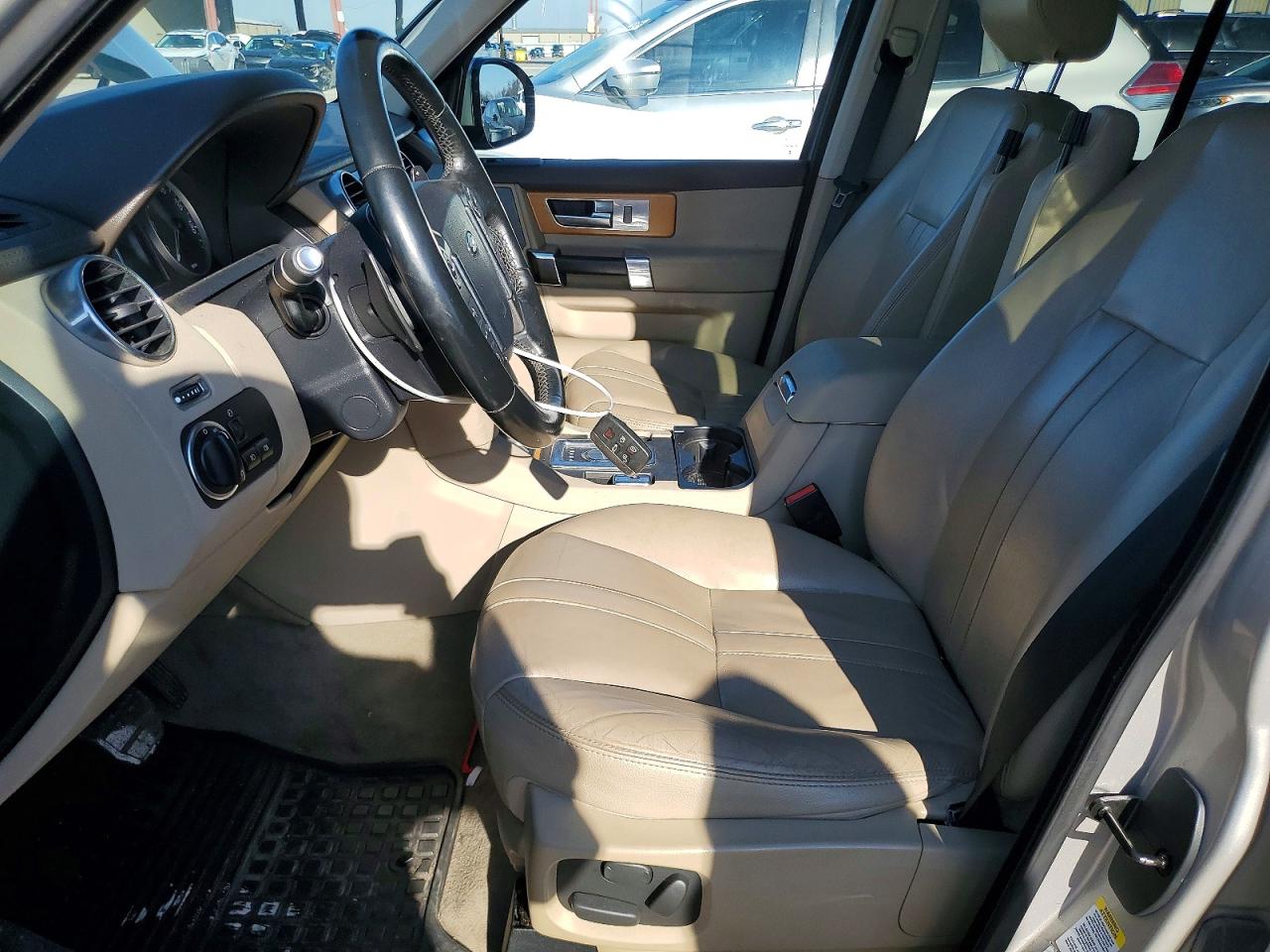 2015 Land Lr4 VIN SALAG2V67FA751102 photo 7
