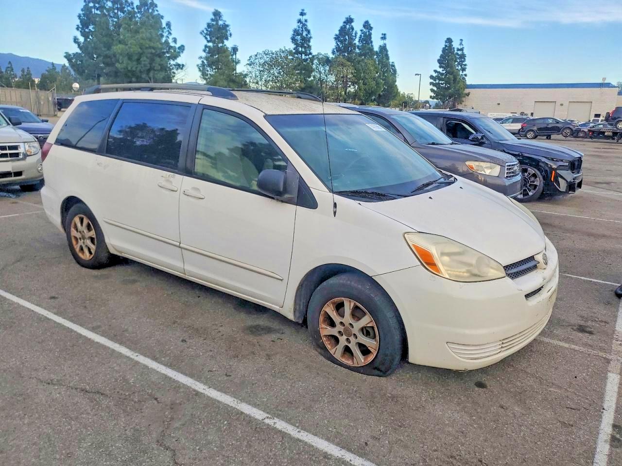 2005 Toyota All models VIN 5TDZA23C35S304661 photo 4