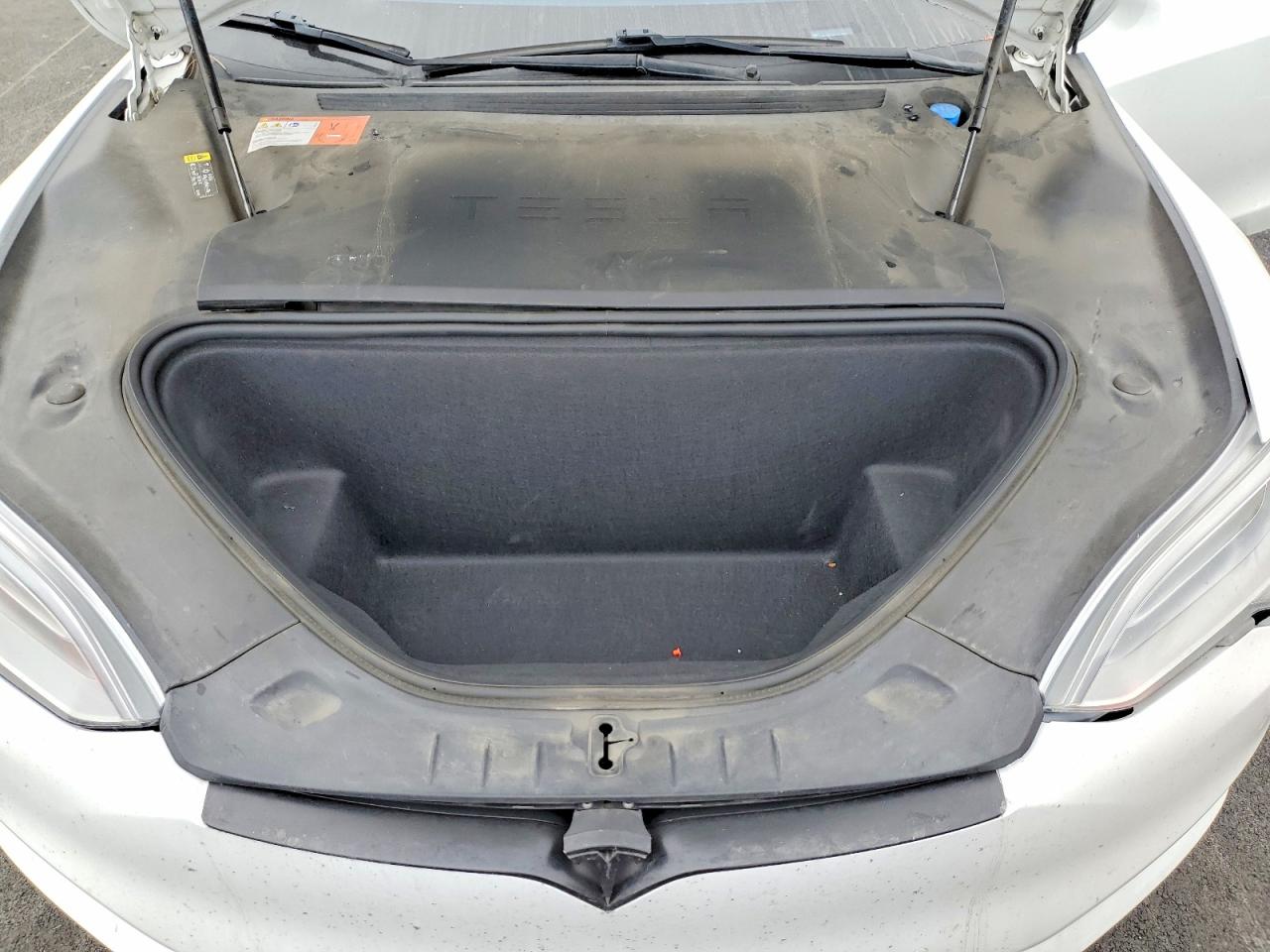 2018 Tesla Model s VIN 5YJSA1E21JF243180 photo 11