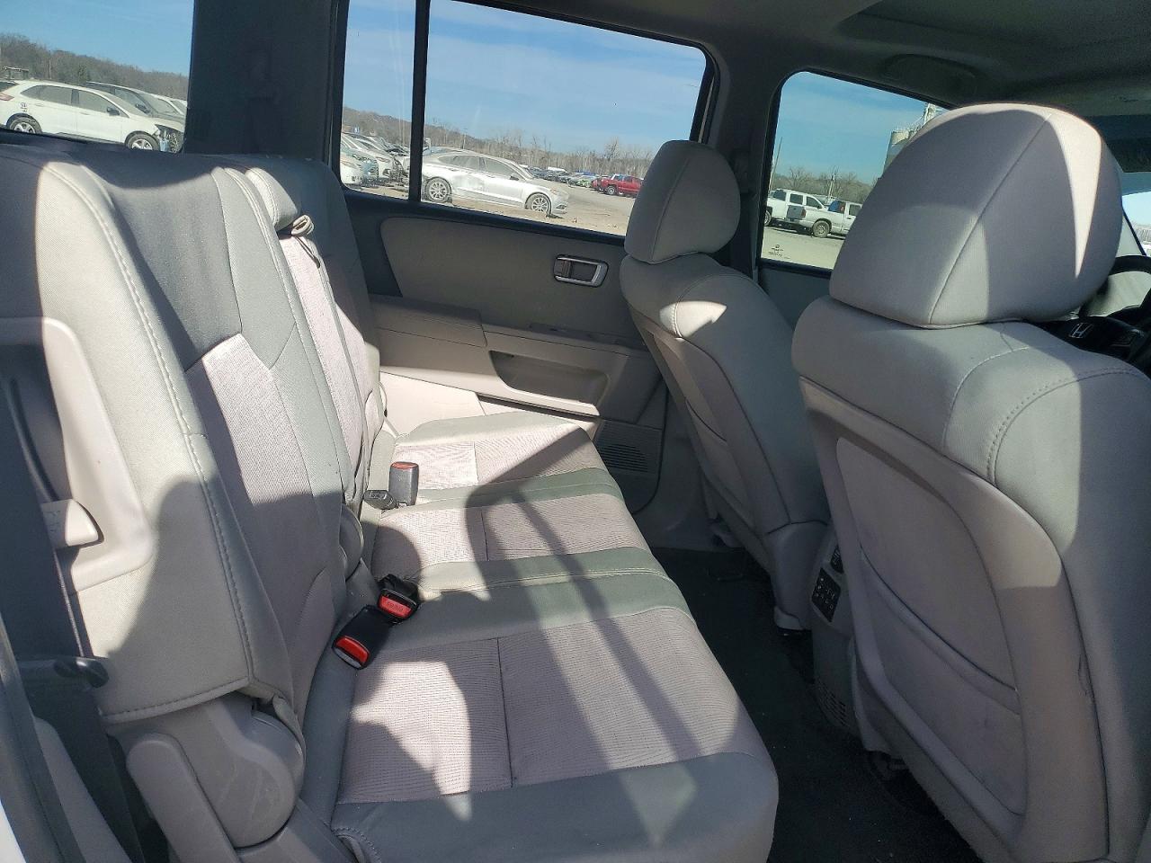 2015 Honda Pilot VIN 5FNYF4H3XFB068372 photo 11