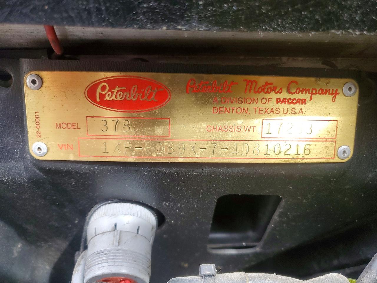 2004 PETERBILT All models VIN 1XPFDB9X74D810216 photo 10
