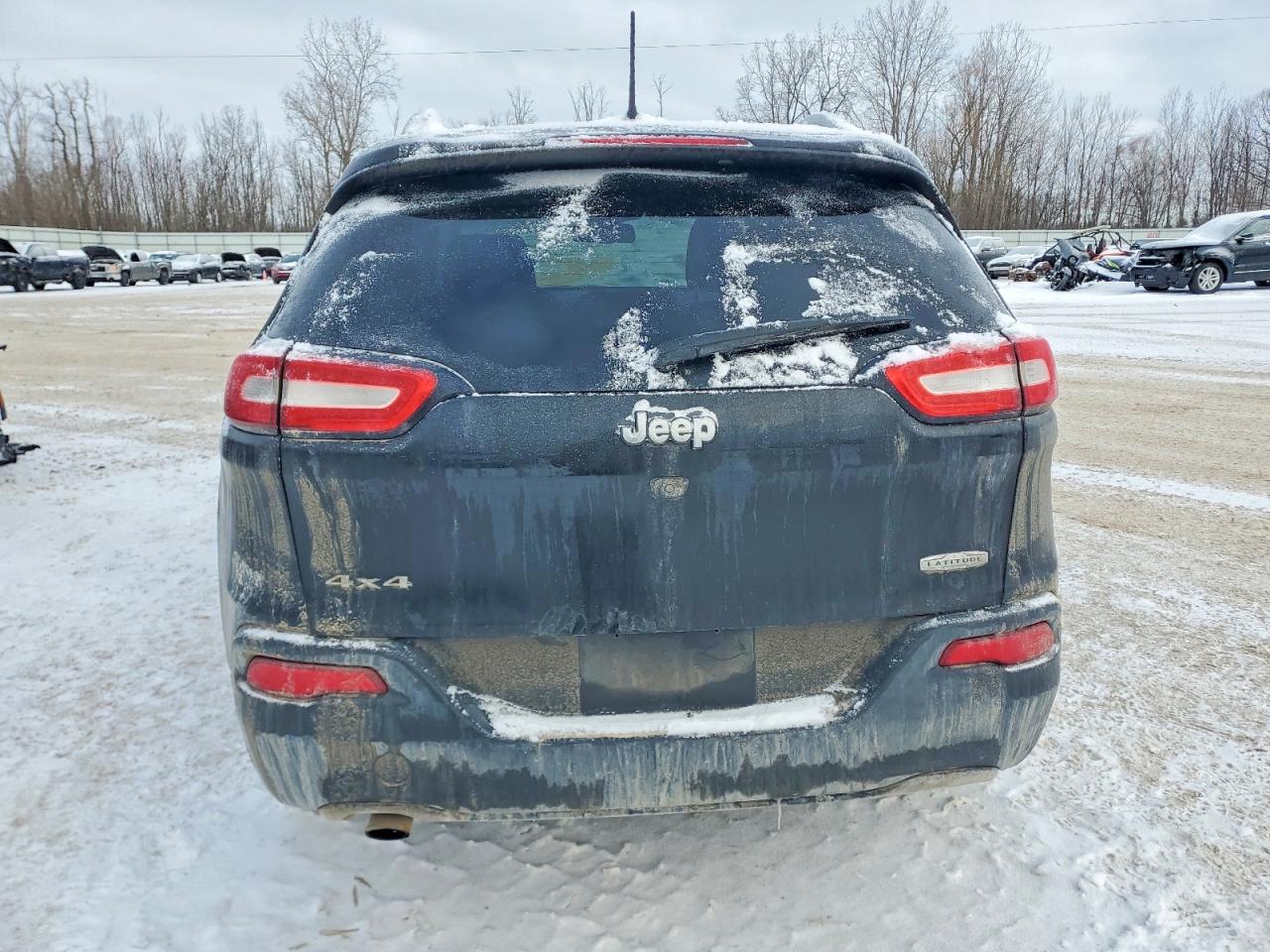 2016 Jeep Grand cher VIN 1C4PJMCB1GW157253 photo 6