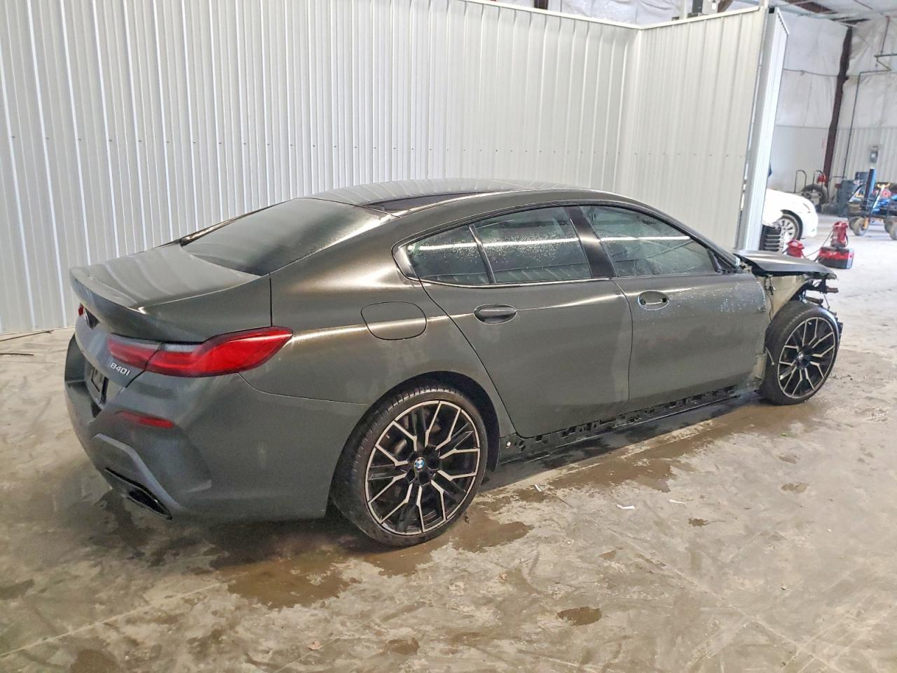 2024 BMW 8 series VIN WBAGV2C06RCP13405 photo 3