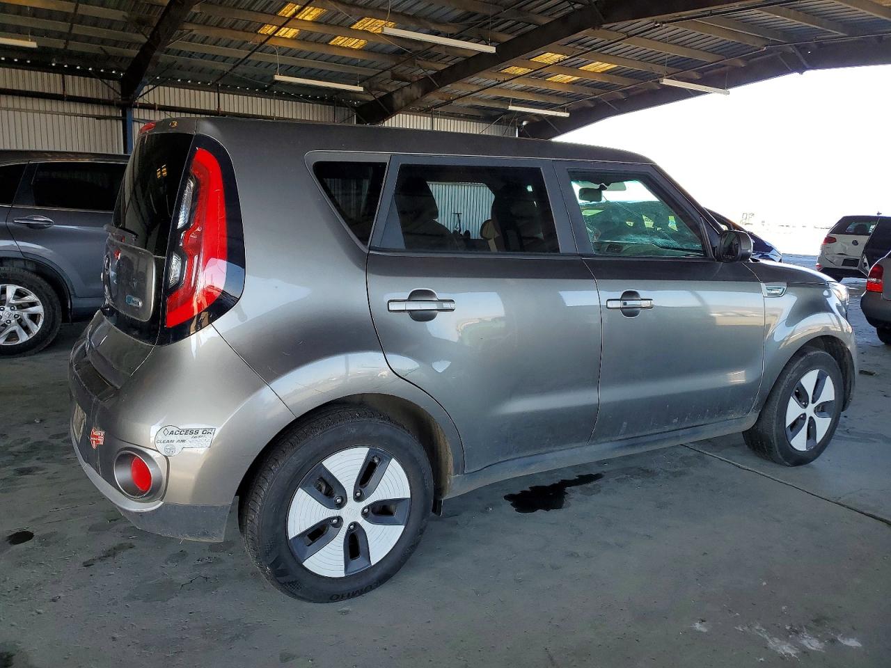 2017 Kia Soul VIN KNDJP3AE3H7022248 photo 3