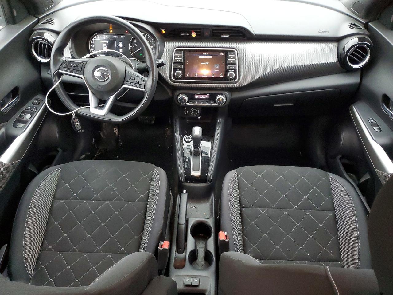 2019 Niss Kicks VIN 3N1CP5CU0KL503332 photo 8