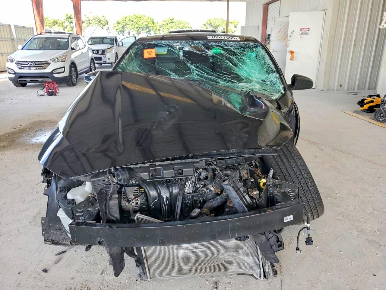 2020 Hyundai Veloster VIN KMHTG6AF1LU029613 photo 5