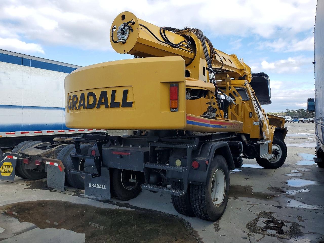 2019 FREIGHTLINER All other VIN 1FVDCYFC5KHKM5961 photo 4