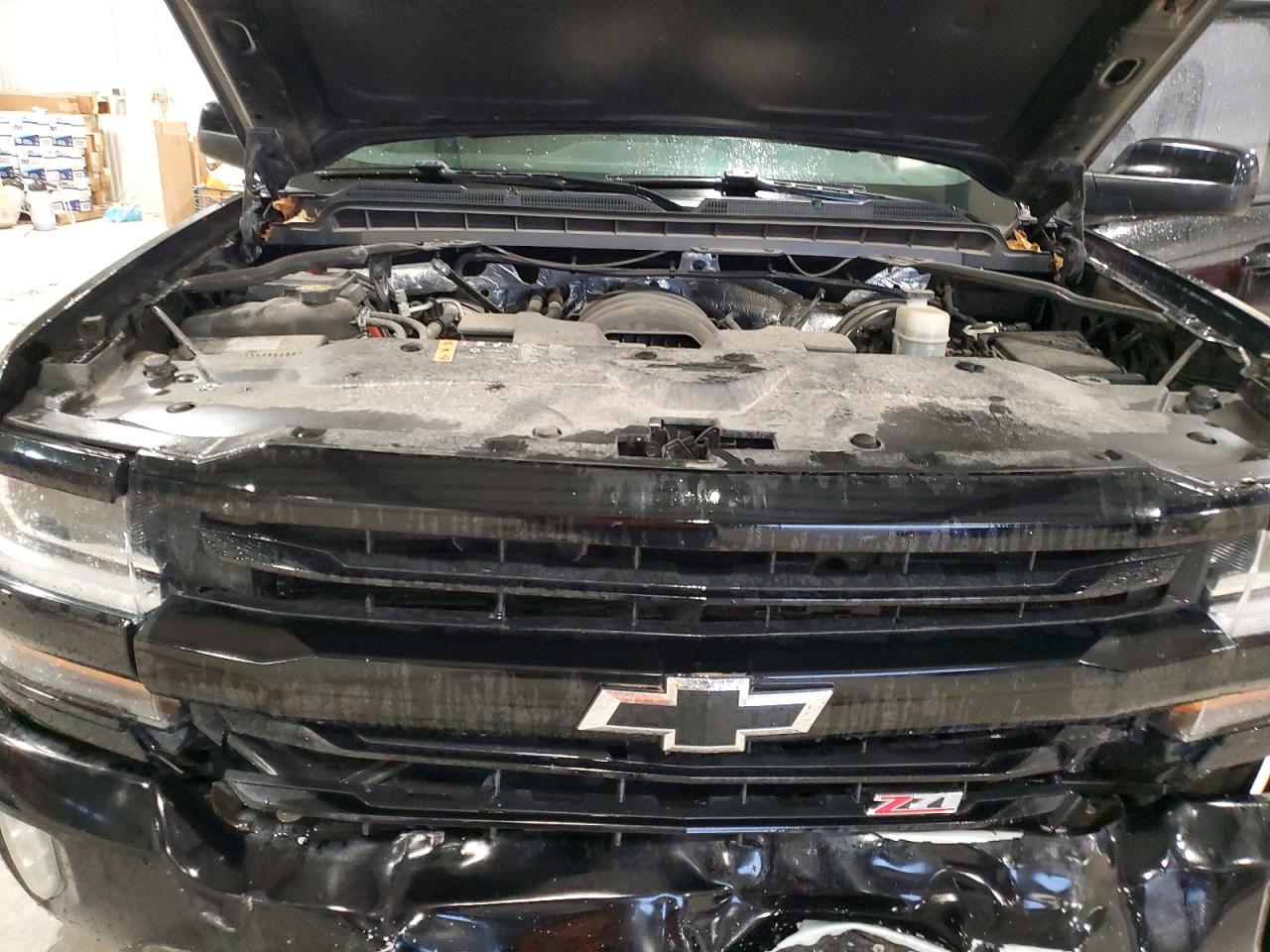 2017 Chevrolet All models VIN 3GCUKREC6HG353319 photo 11