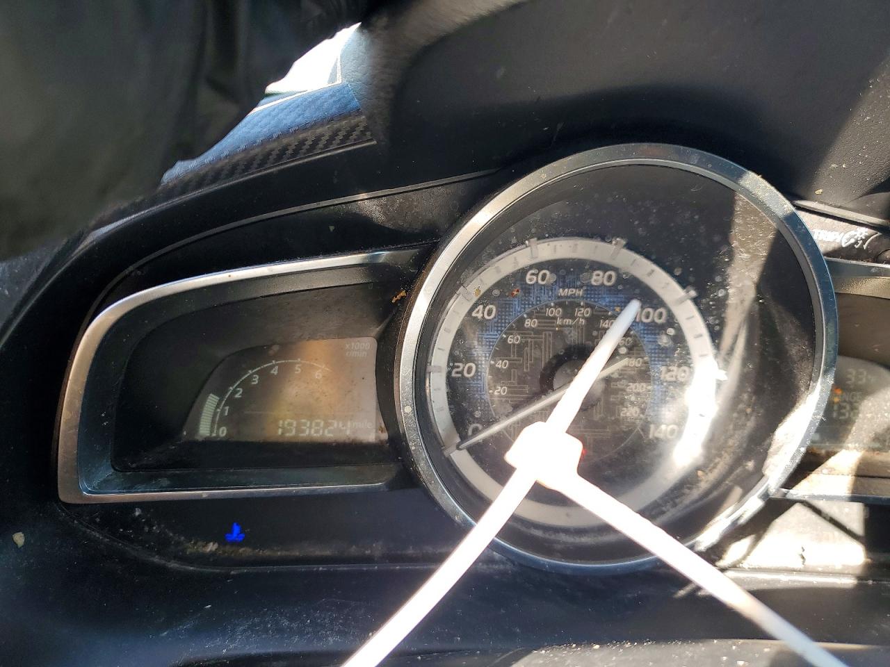 2016 Toyota Scion VIN 3MYDLBZV5GY118629 photo 9