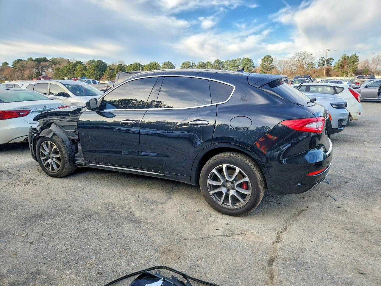 2017 Maserati All models VIN ZN661XUL3HX245218 photo 2