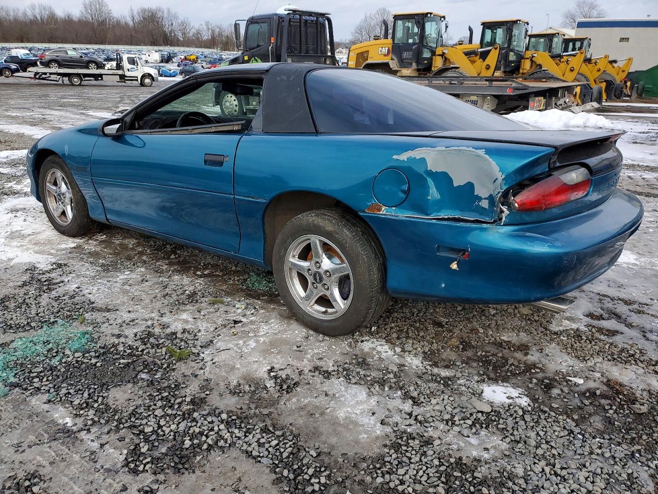 1995 Chevrolet Camaro VIN 2G1FP22P5S2169985 photo 2