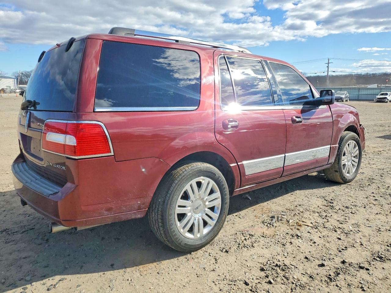 2012 Lincoln Navigator VIN 5LMJJ2H52CEL08770 photo 3