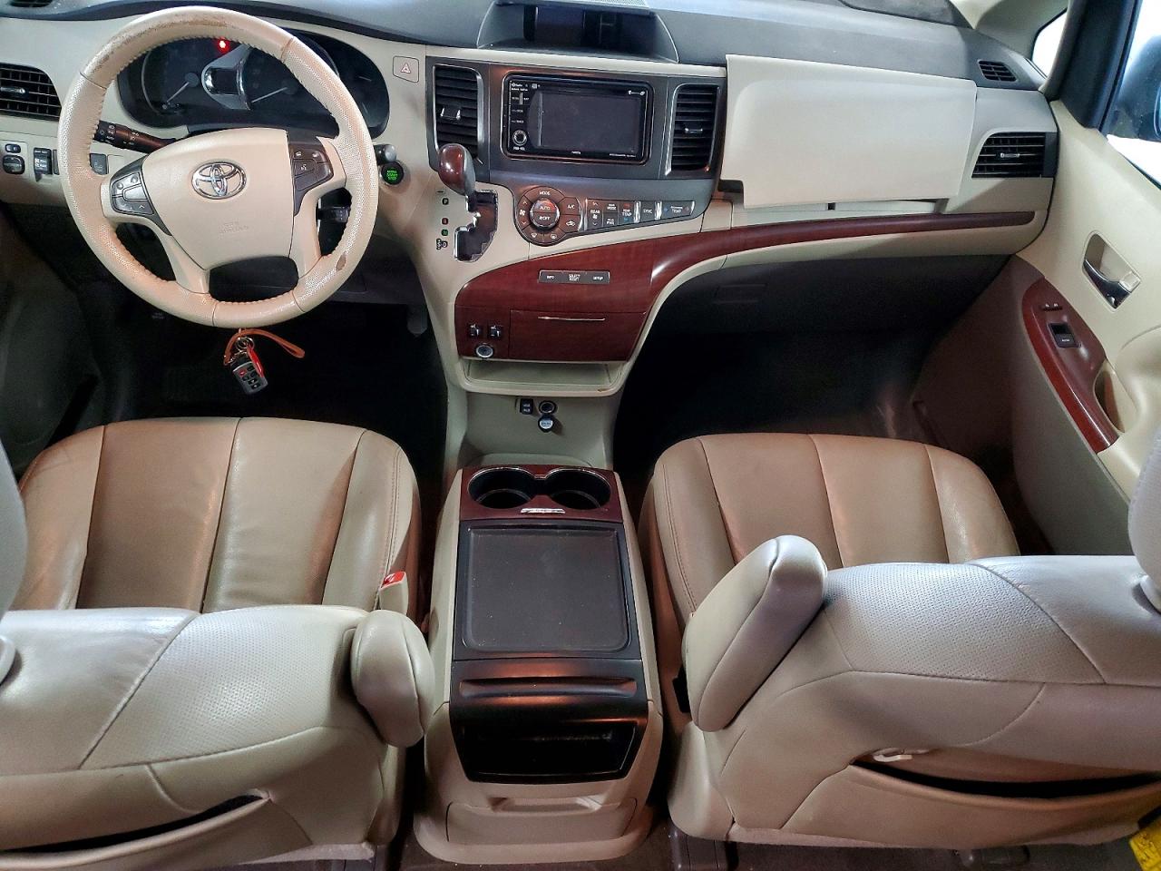 2014 Toyota All models VIN 5TDYK3DC1ES433088 photo 8