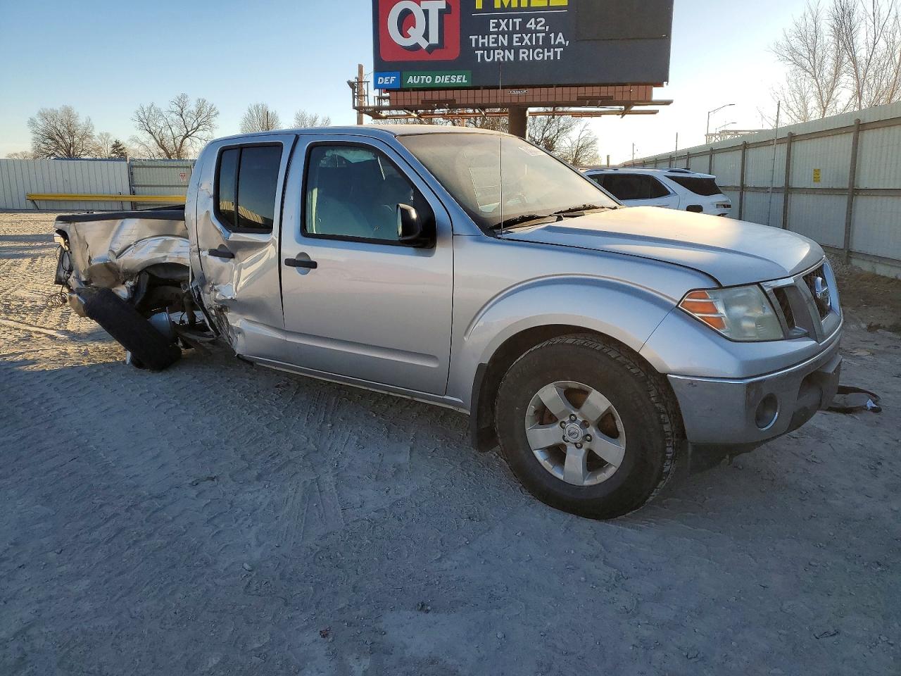 2010 NISS Frontier VIN 1N6AD0EV5AC423828 photo 4
