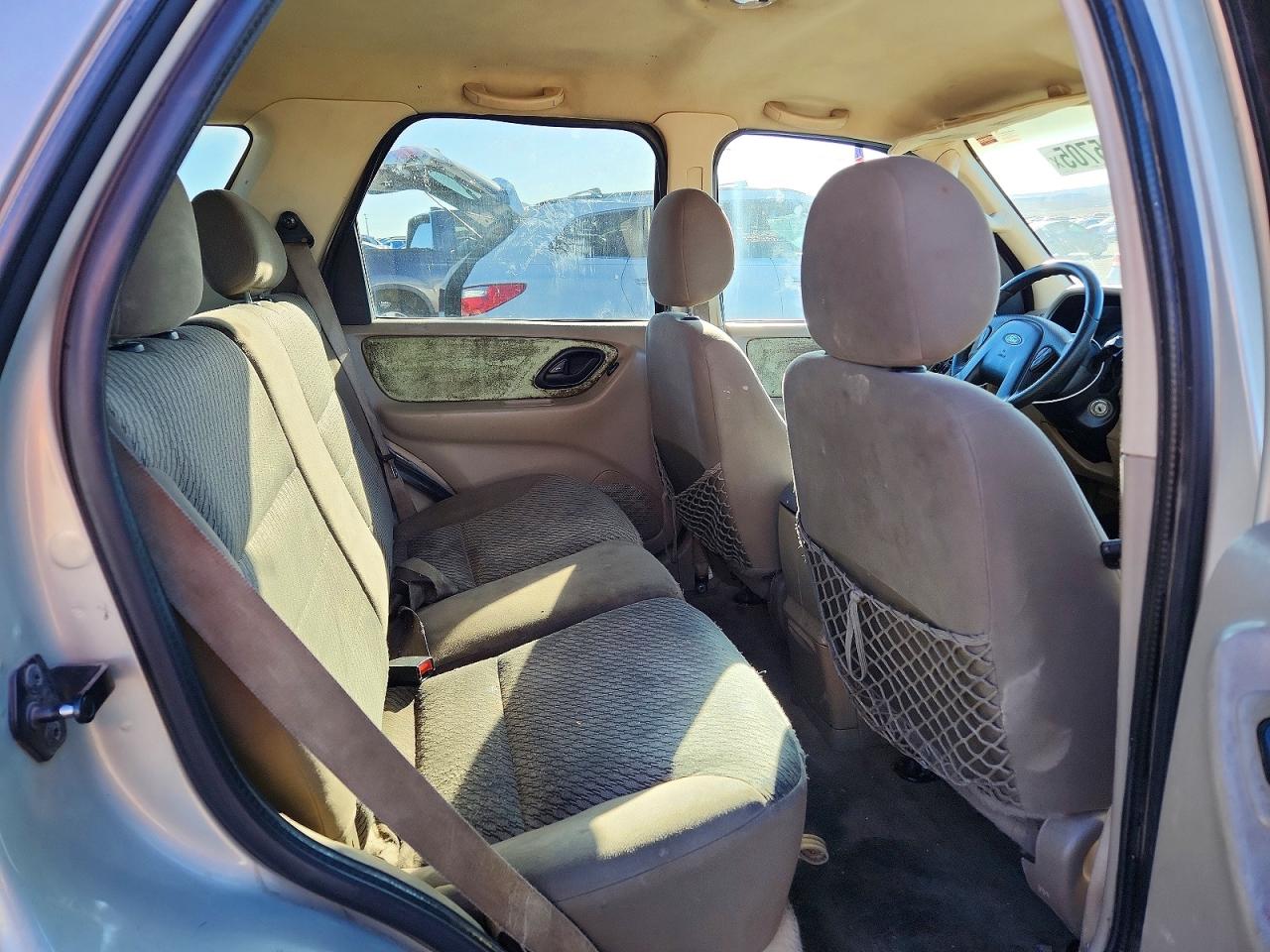 2003 Ford Escape VIN 1FMYU03163KC57843 photo 11