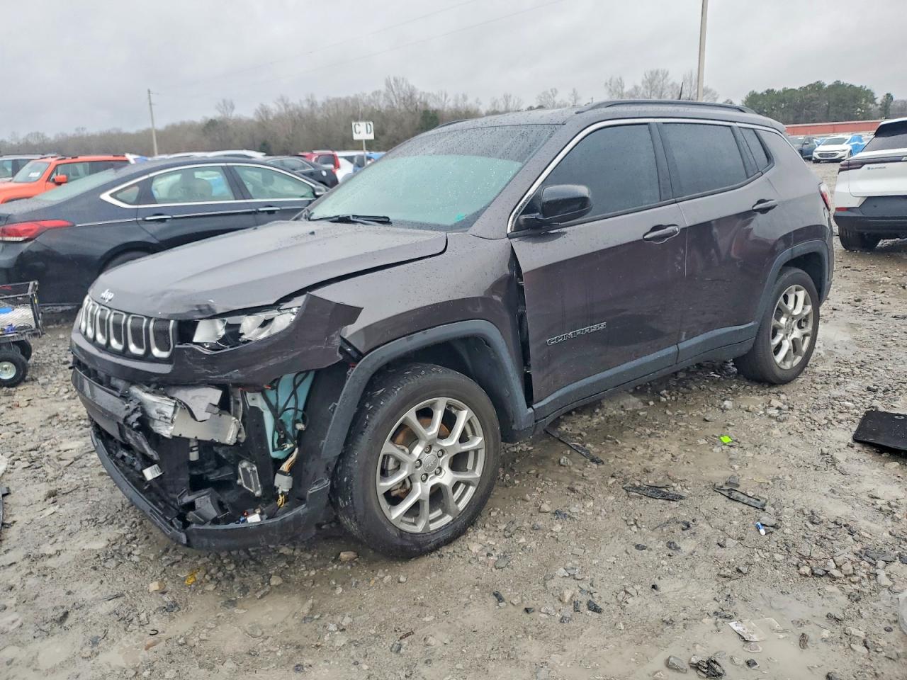 2022 Jeep Compass VIN 3C4NJDFBXNT151652 photo 1