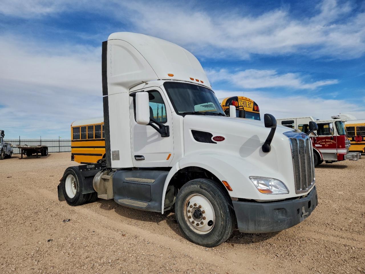 2019 PETERBILT All models VIN 1XPBA48X1KD622101 photo 1