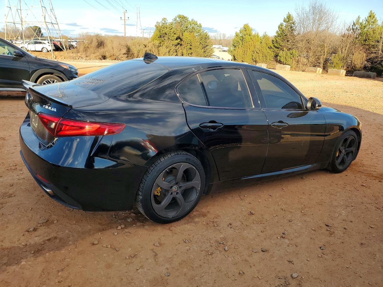 2017 Alfa Giulia VIN ZARFAEBN4H7544507 photo 3
