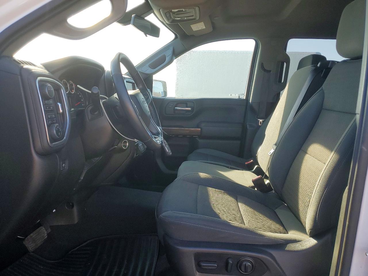 2022 Chevrolet All models VIN 1GCUYEED6NZ178159 photo 7