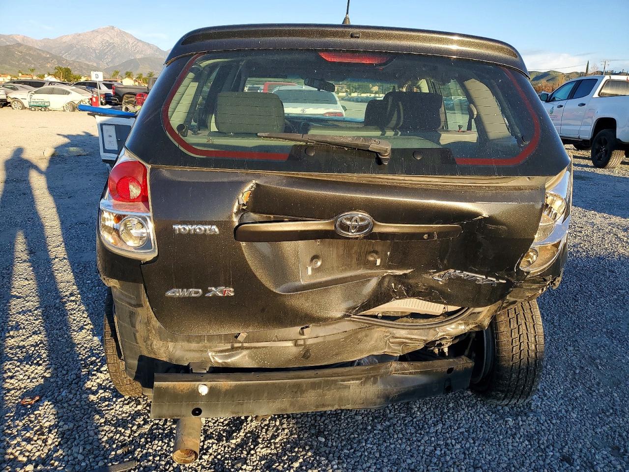2006 Toyota Matrix VIN 2T1LR30E26C551299 photo 6