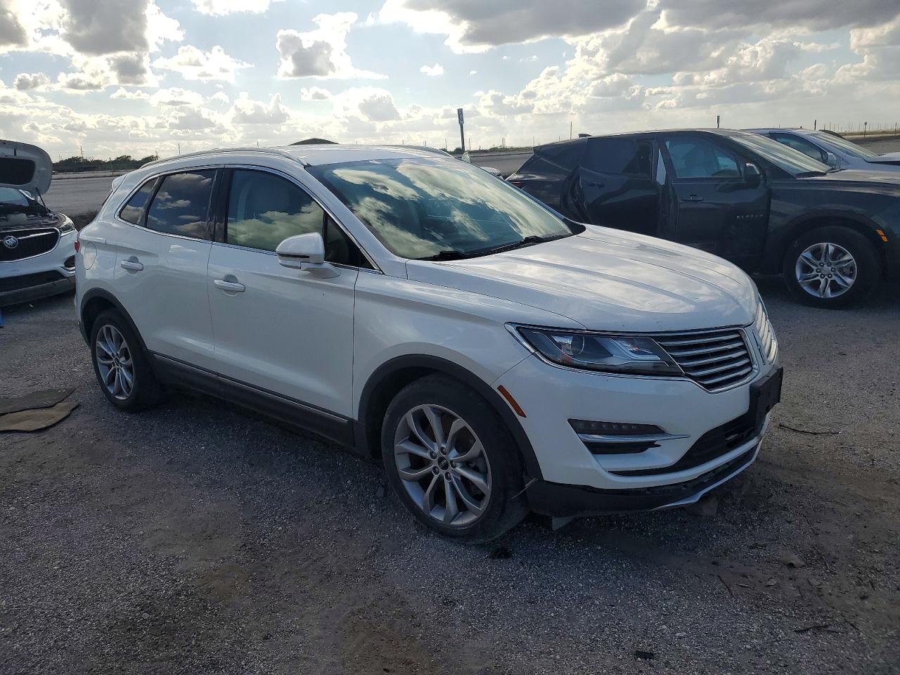2015 Lincoln Mkz VIN 5LMCJ1A94FUJ19967 photo 4