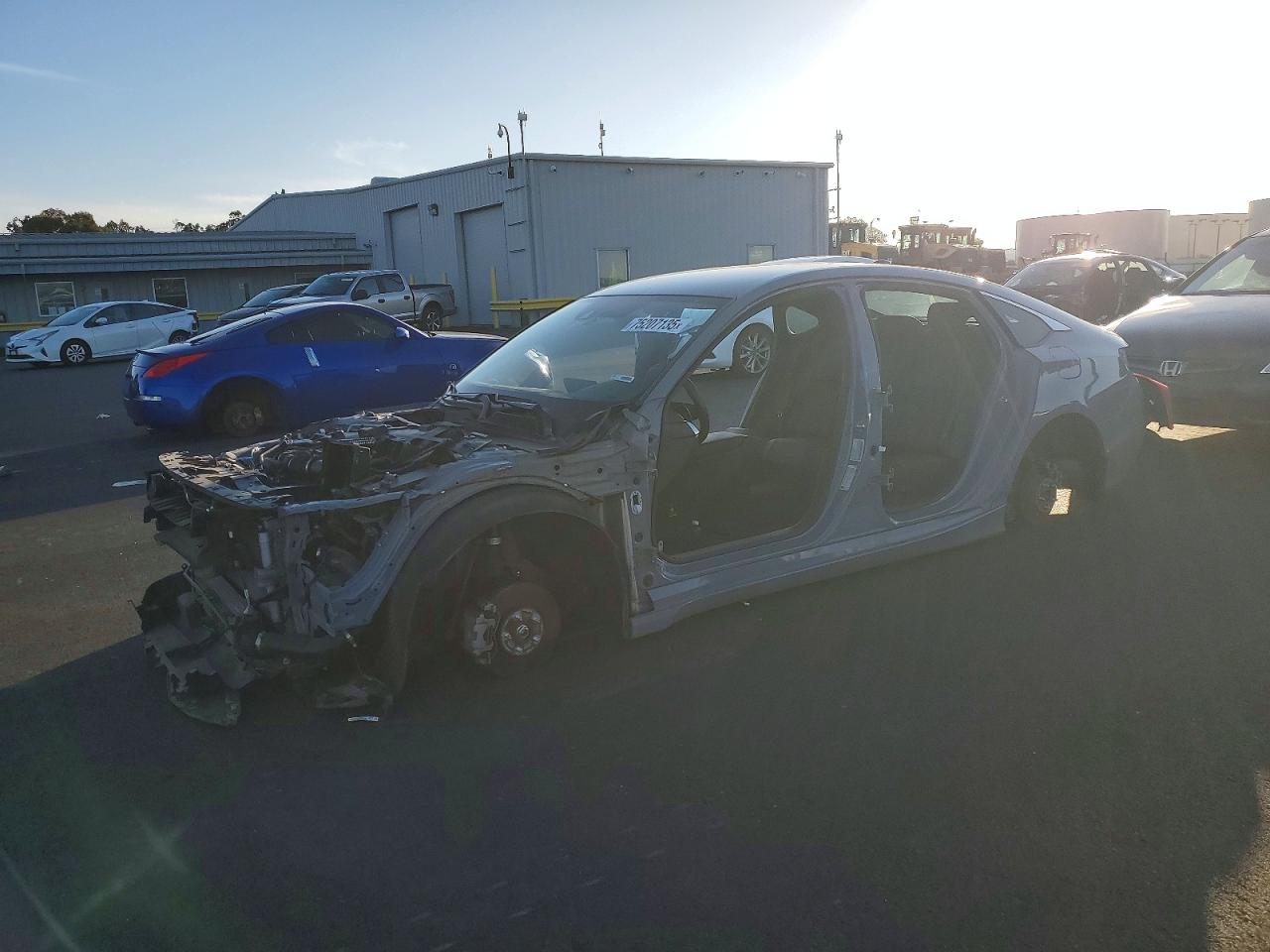 2022 Honda Accord VIN 1HGCV1F31NA016250 photo 1