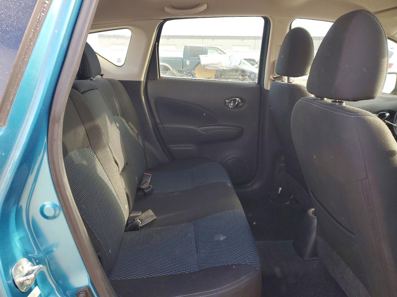 2014 Nissan Versa VIN 3N1CE2CP2EL435456 photo 11