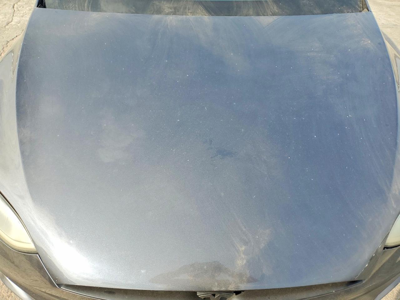 2016 Tesla Model x VIN 5YJXCAE22GF002303 photo 12