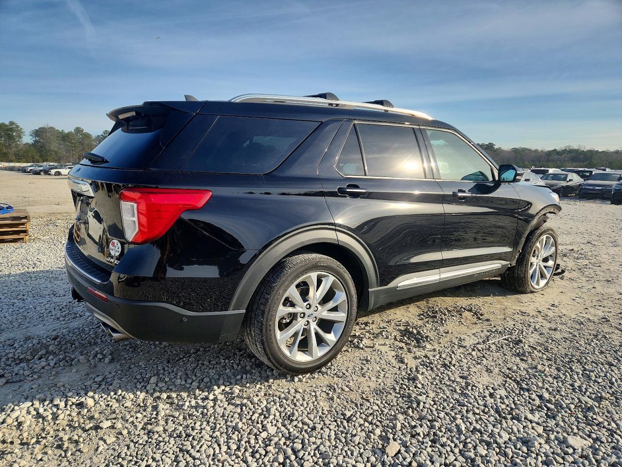 2021 Ford Explorer VIN 1FM5K8HC2MGA01950 photo 3
