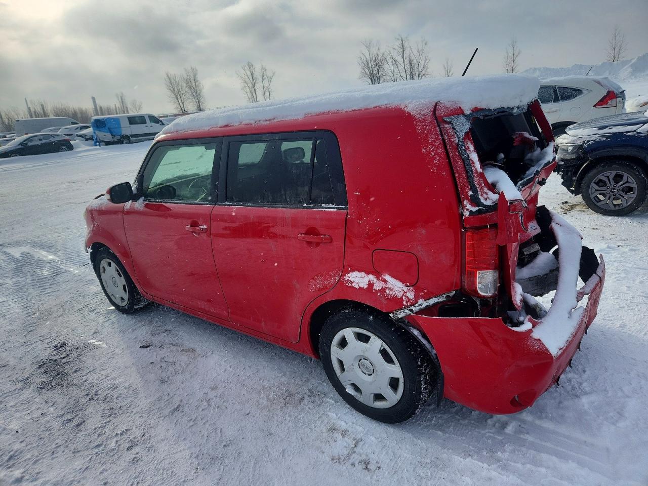 2013 Toyota Scion VIN JTLZE4FEXDJ030825 photo 2