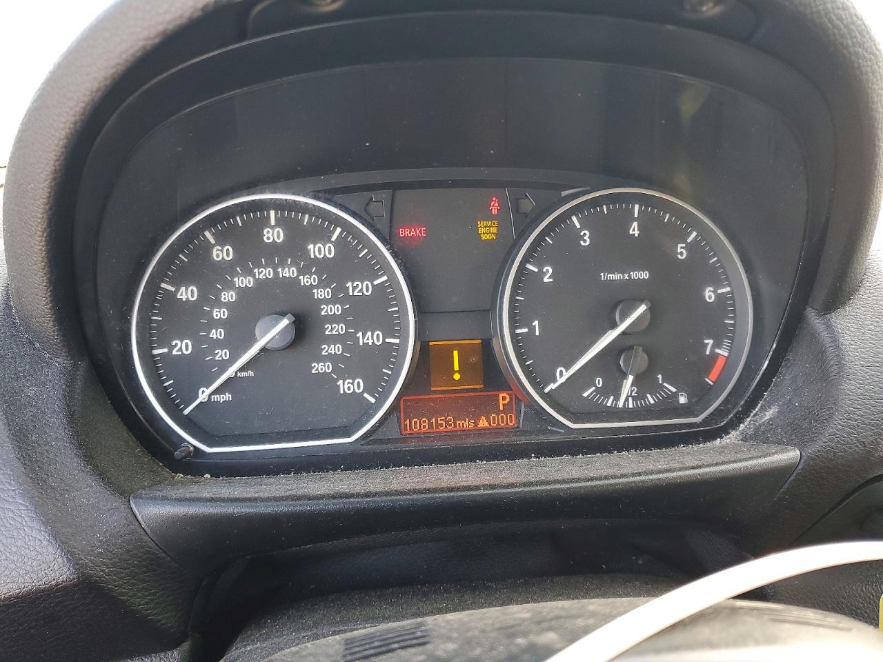 2013 BMW 1 series VIN WBAUL7C57DVM83825 photo 9