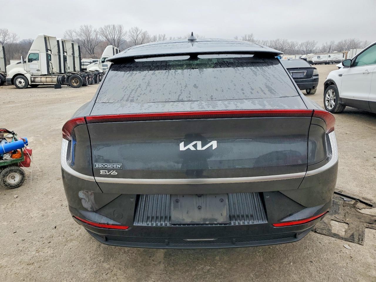 2024 KIA Ev6 VIN KNDC34LA1R5618752 photo 6